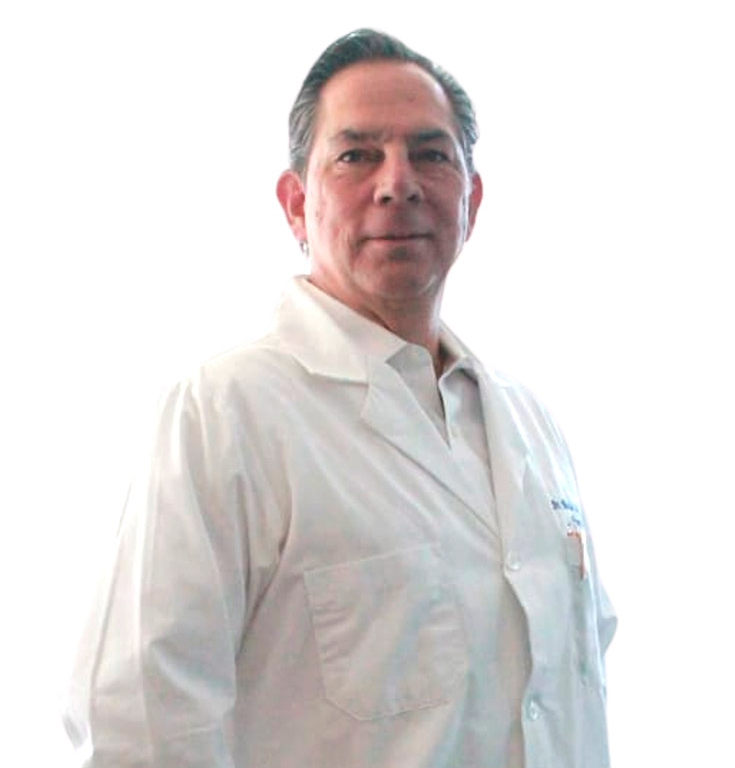 Dr. Mario Salmón
